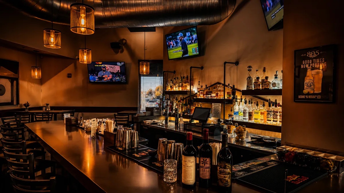 Fugazzi's · Tulare — Prosperity Avenue, Tulare